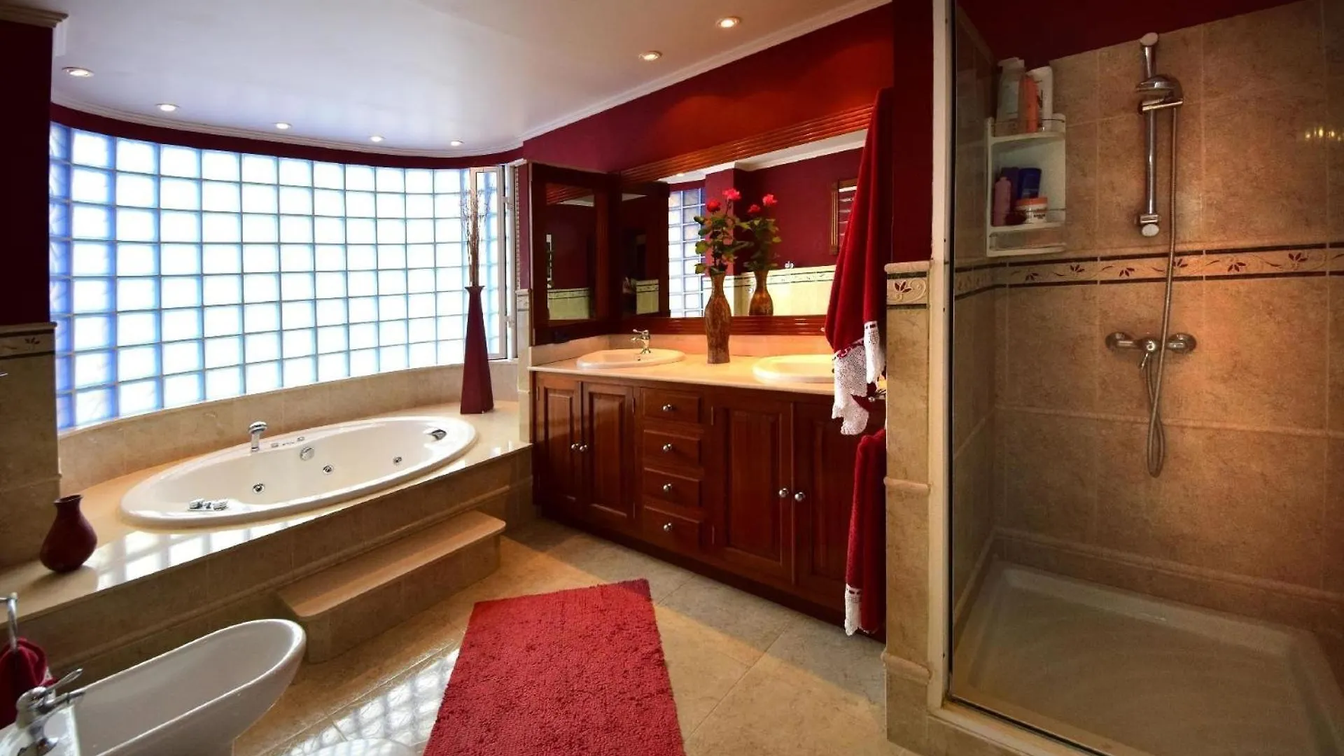 Haus Alina Mit Beheizbarem Privatpool Und Barbecue Villa Puerto de la Cruz  Holiday home